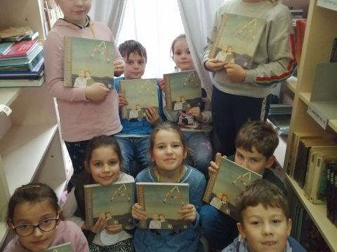 Książką połączeni